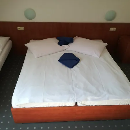 Fojtova Studna 3* Sedlec (Breclav)