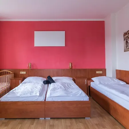 Aparthotel Fojtova Studna 3*