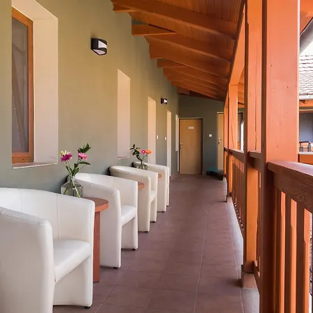 Fojtova Studna Aparthotel 3*